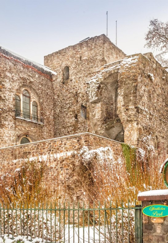 Brömser Burg mit Schnee | © Marlis Steinmetz