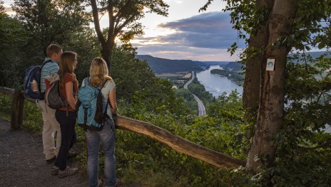 Ausblicke ins Rheintal | © Klaus-Peter Kappest, Traumpfade im Rhein-Mosel-Eifel-Land