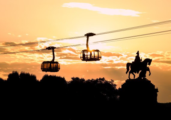 Seilbahn im Sonnenuntergang | © Koblenz-Touristik GmbH / Johannes Bruchhof