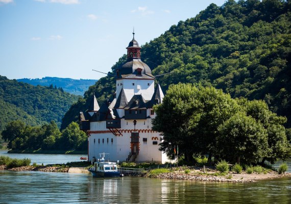 Pfalzgrafenstein mit Fähre | © Henry Tornow/Romantischer Rhein Tourismus GmbH