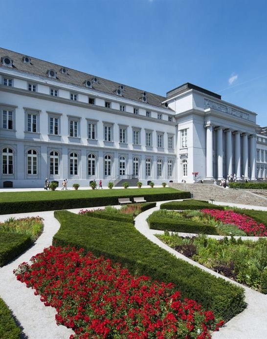 Koblenzer Schlosspark mit Koblenzer Schloss | © Koblenz Touristik GmbH