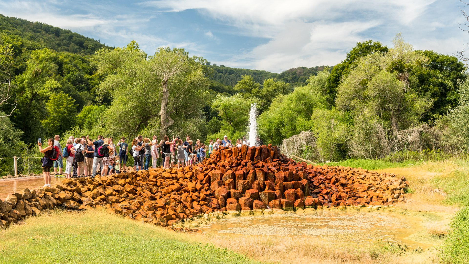 Der Geysir Andernach auf der Halbinsel Namedyer Werth | © Dominik Ketz / Rheinland-Pfalz Tourismus GmbH