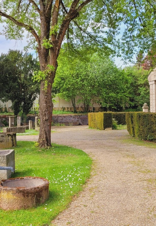 Mausoleum im Park | © Tourist-Info Bad Breisig