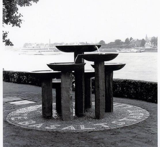 Basalt Brunnen | © Inge Heim