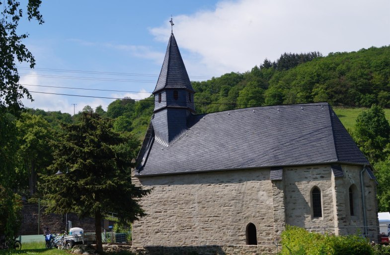 Peterskapelle 12. Jahrhundert | © Tourist Information Erlebnis Rheinbogen