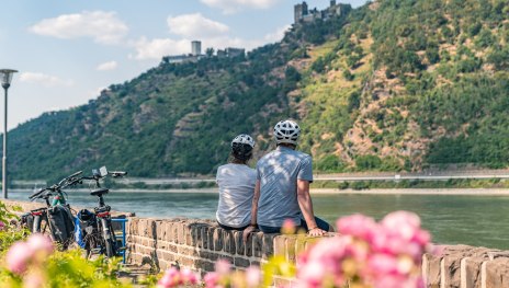 Blick auf die Feindlichen Brüder (Burg Sterrenberg & Burg Liebenstein) | © Maximilian Semsch, Romantischer Rhein Tourismus GmbH